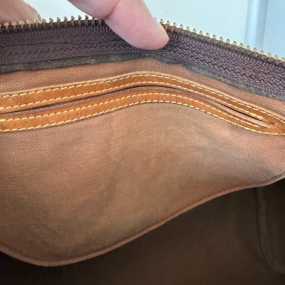 LOUIS VUITTON Vintage Monogram Speedy 30 Boston Bag - Picture 11 of 13